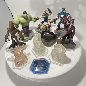 Disney Infinity 2.0 Marvel Figures & Power Discs Lot Hulk Groot Captain America